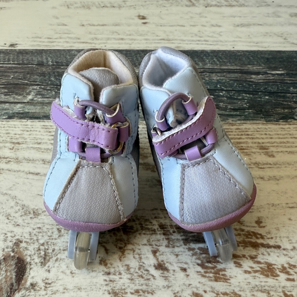 American Girl Doll Just Like You SKATES & SAFETY SET 18” Doll SKATES Shoes Only